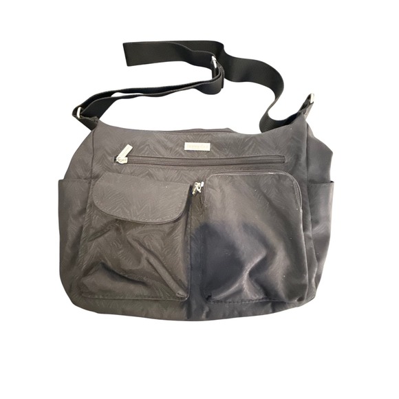 Baggallini Handbags - Baggallini Everywhere Crossbody Bag Black Nylon‎ Chevron Travel Organizer Purse